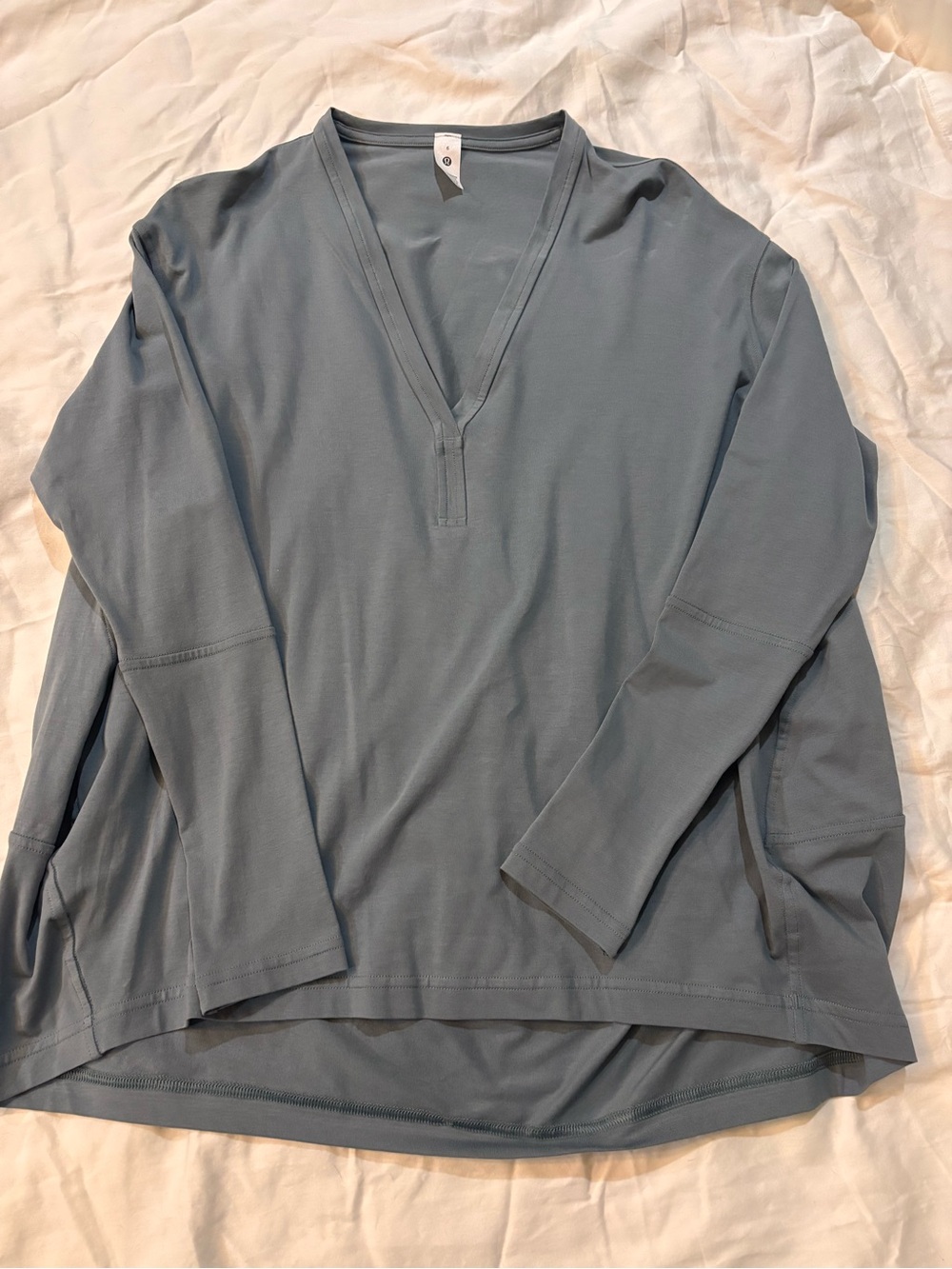 Lululemon Back in Action shirt